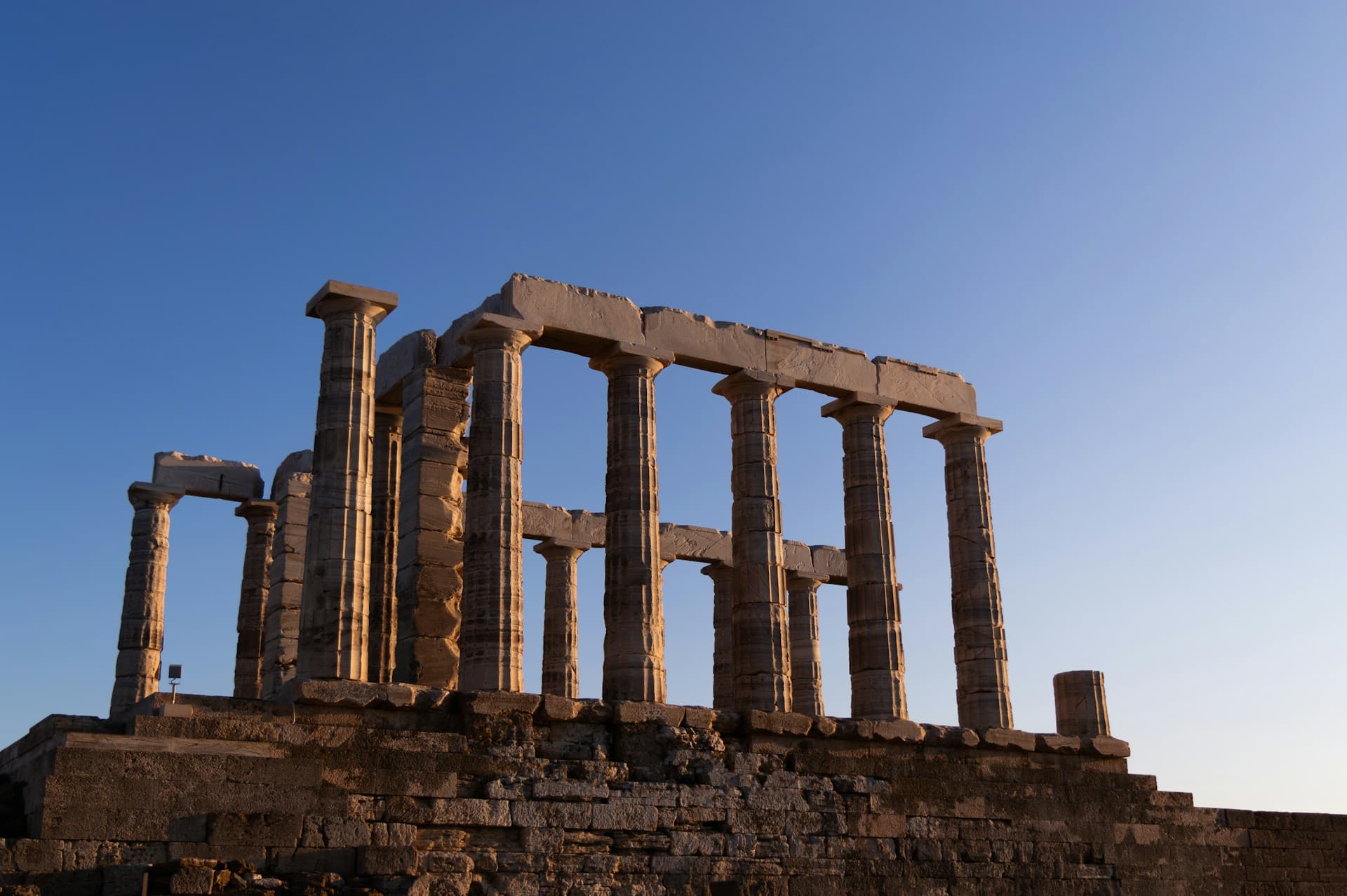Tour of Sounio